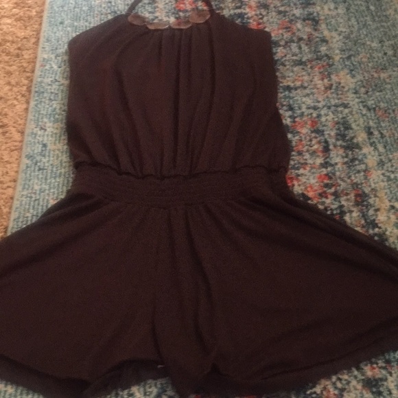 Brown halter style romper- new - Picture 3 of 4